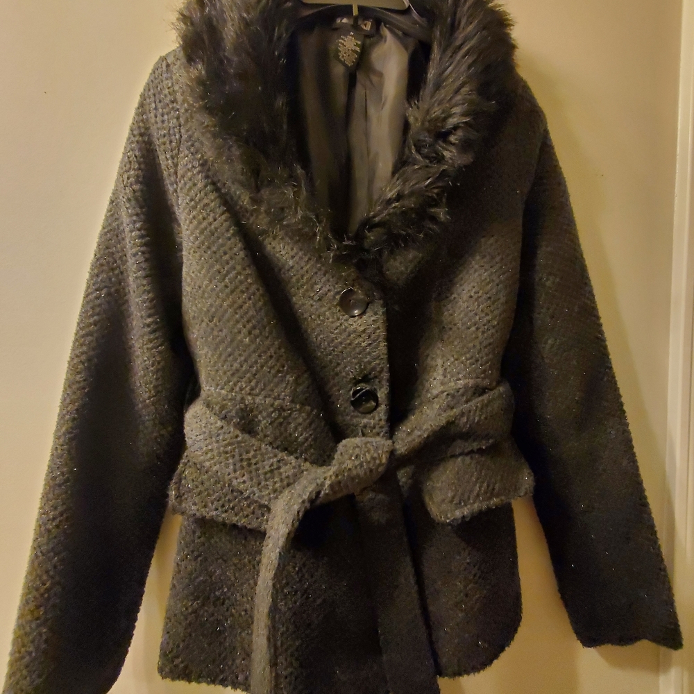 clothes - Picture 16 of 16